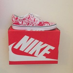Vans red white